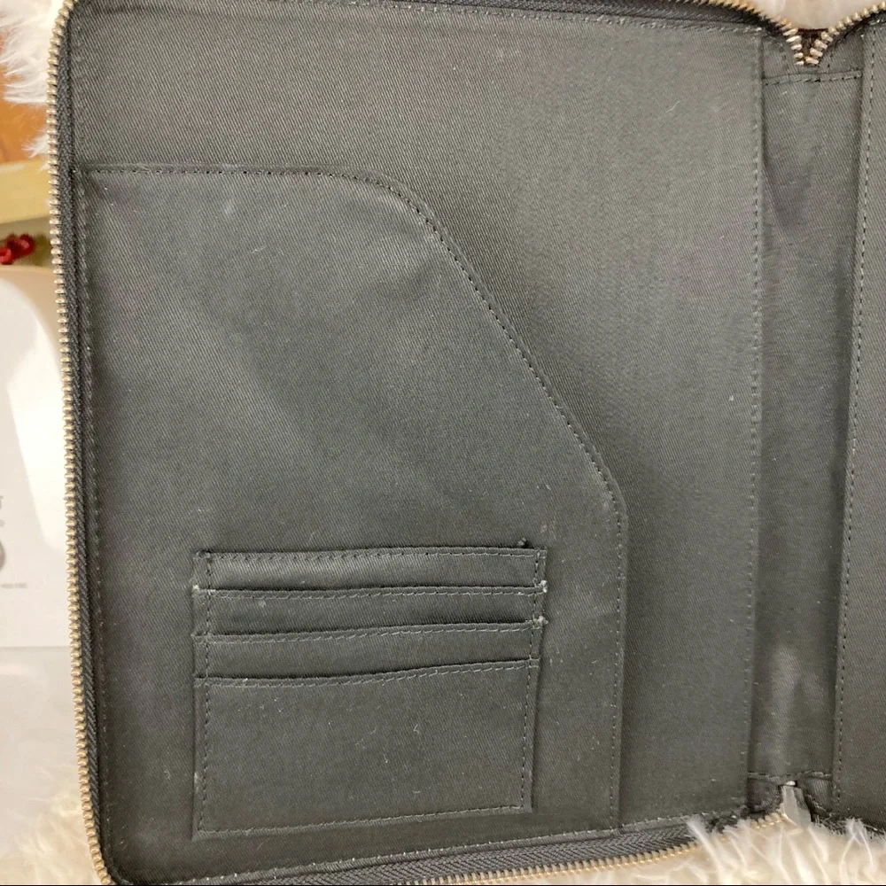 Fossil Leather Zip Tech Easel Tablet Organizer Case Black NWT